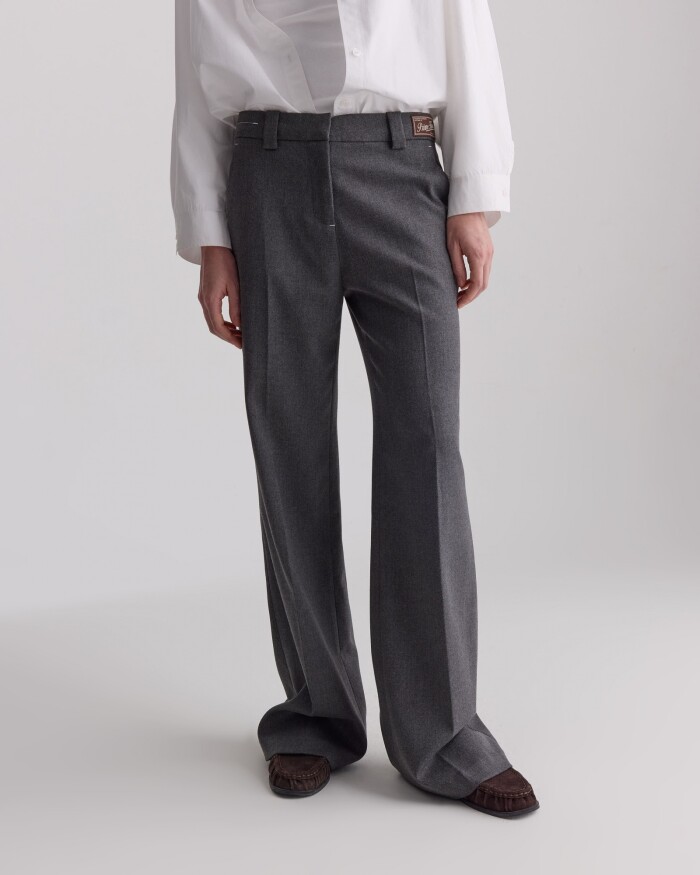 Pantalón Essence Gris