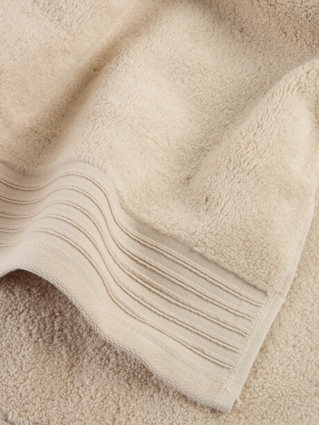 Toalla de baño SORUNDA 70x140 natural Toalla de baño SORUNDA 70x140 natural