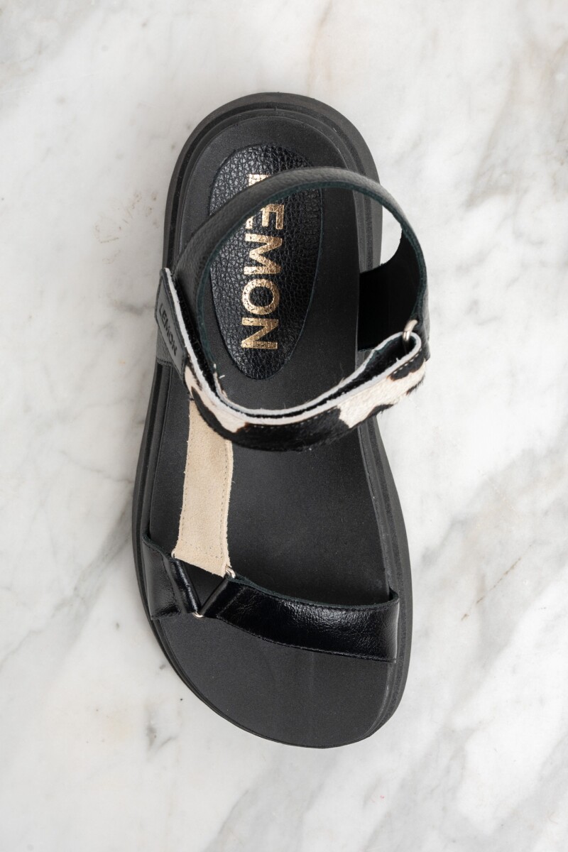 Sandalia Cuero Combinada Negro