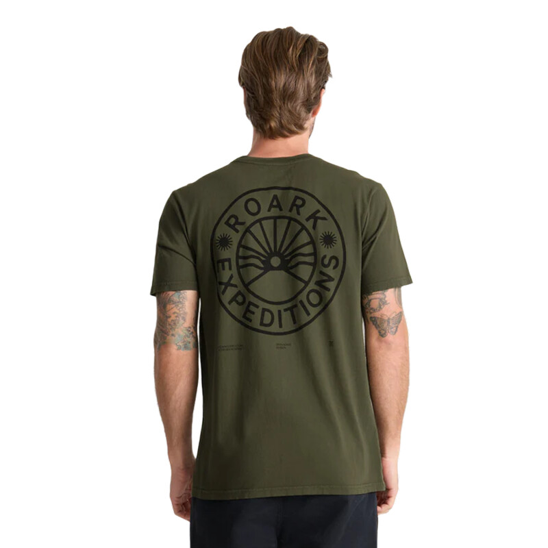 Remera Roark Roark Expeditions - Verde Remera Roark Roark Expeditions - Verde
