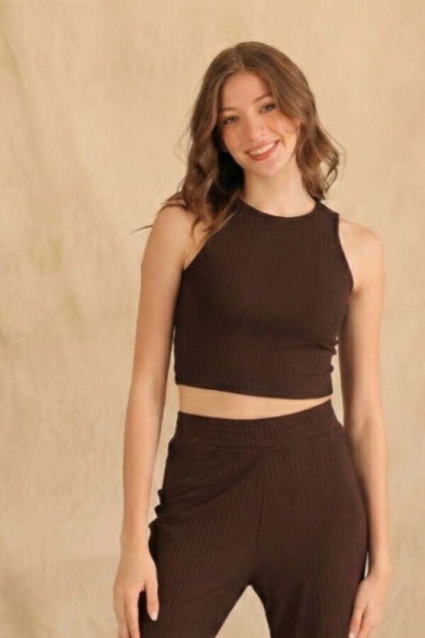 Crop Casual. Marrón