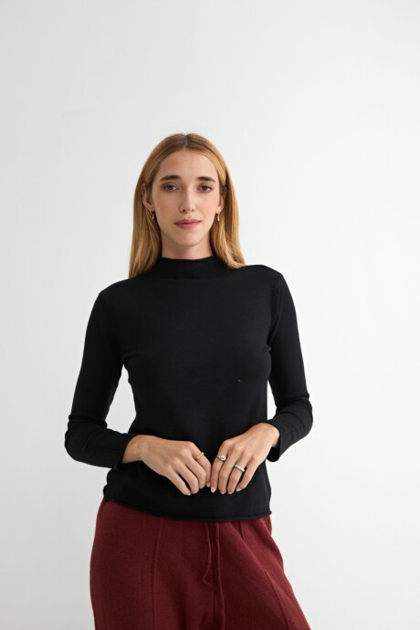 POLERA ARUM NEGRO