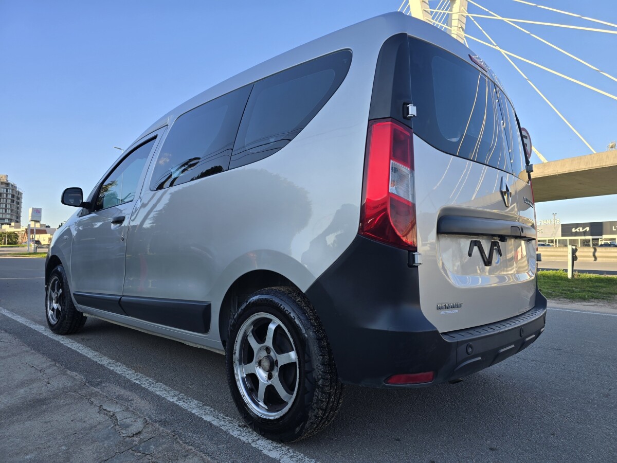 Renault Kangoo 2020 EXCELENTE ESTADO! | Permuta / Financia Renault Kangoo 2020 EXCELENTE ESTADO! | Permuta / Financia