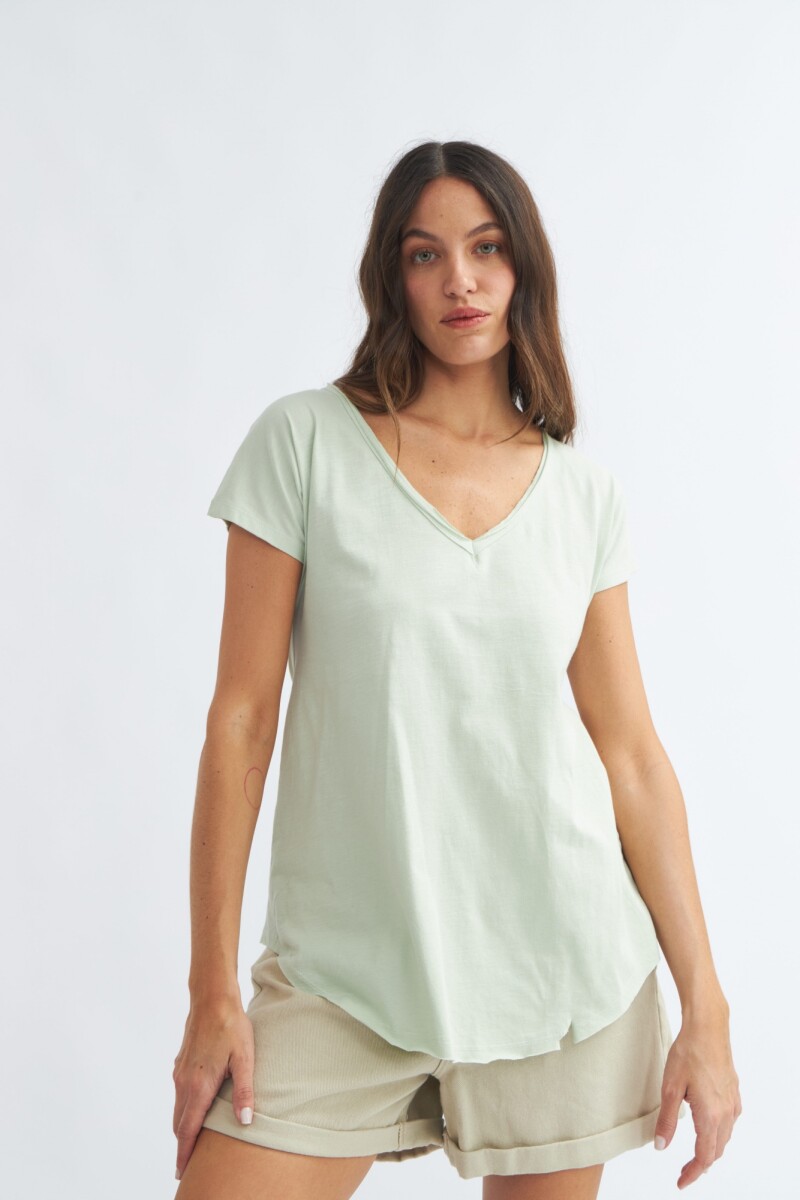 Remera escote en V - Menta 