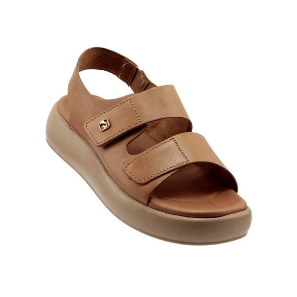 233713 EN CUERO - PEGADA CAMEL