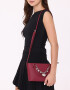 City Noche Cartera City Con Charms - Rojo Burdeaux