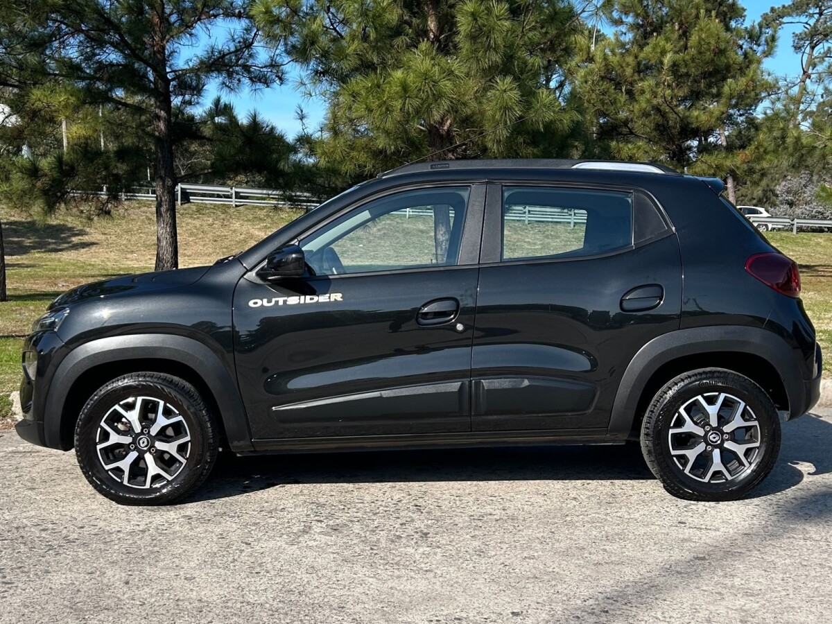 Renault Kwid Outsider EXCELENTE ESTADO! | Permuta / Financia Renault Kwid Outsider EXCELENTE ESTADO! | Permuta / Financia