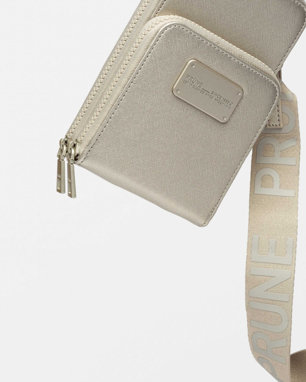 Porta Celular Penny En Efecto Cuero Zaffiano Metalizado
