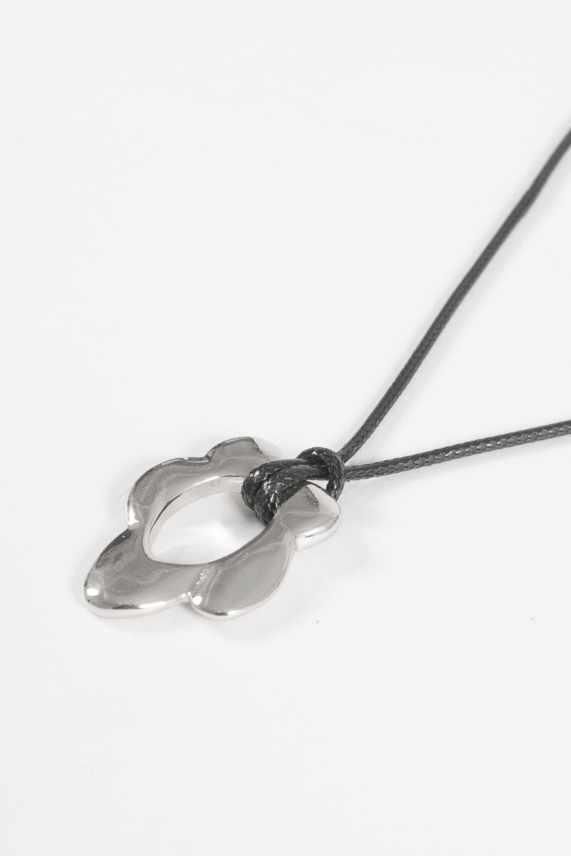Collar cordón dije flor plateado