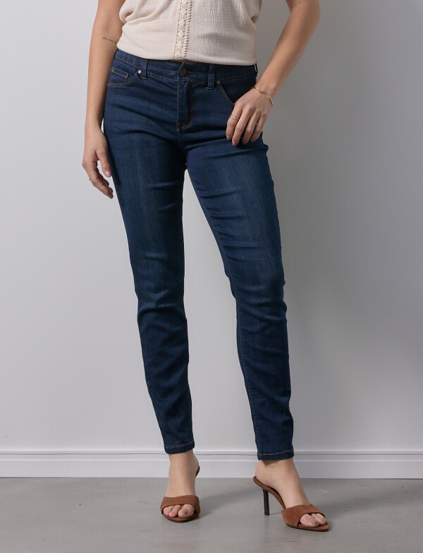 Jean Goodess JEAN OSCURO