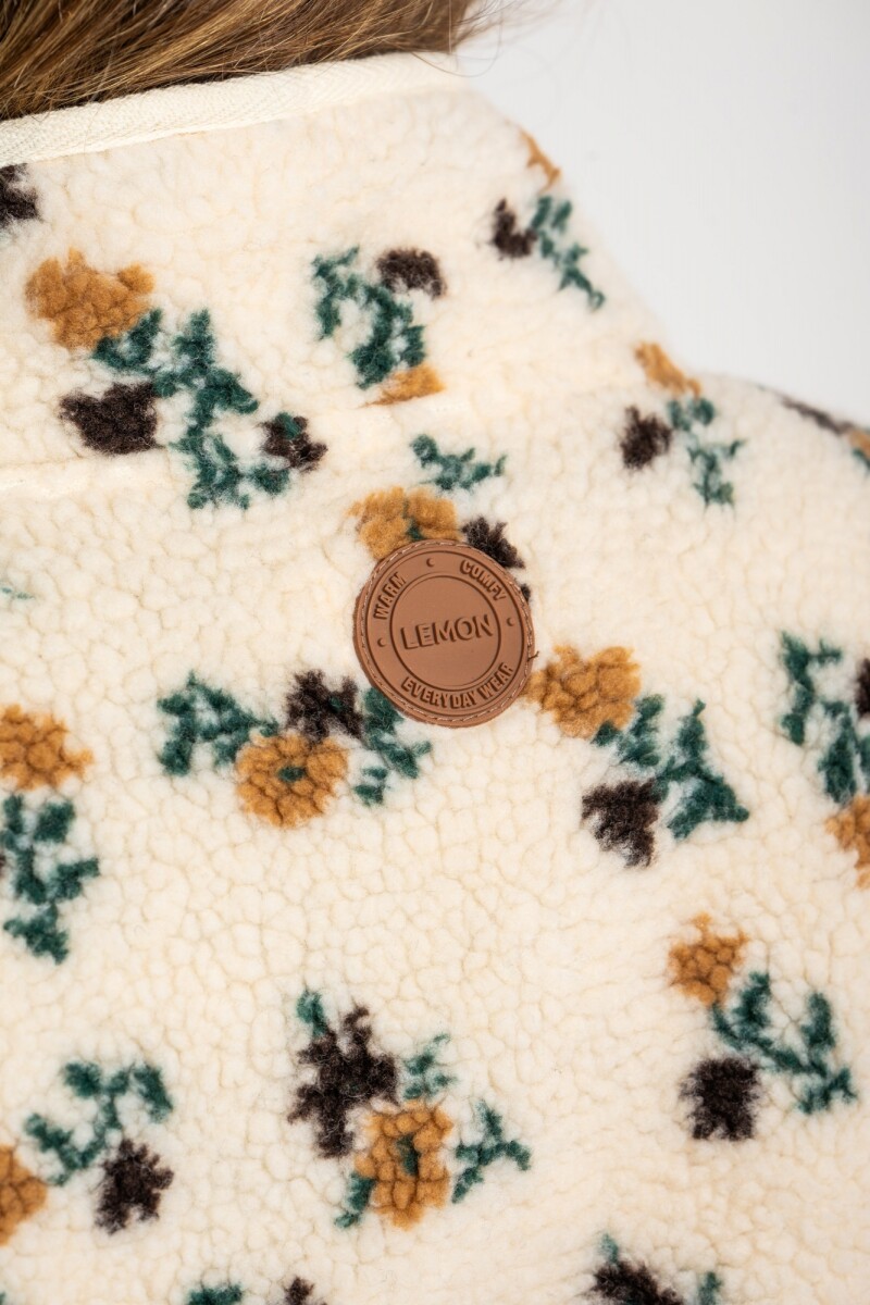 Campera Corderito Estampada Flores Nácar