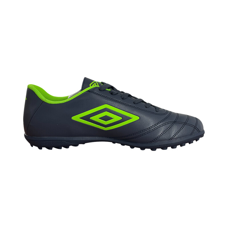 Calzado Classic II TF Umbro Hombre 01v