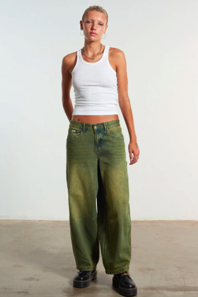 GREEN O/DYE CROPPED BAGGY FIT Verde