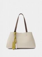 Bolso Tote Liso Con Colgante crudo