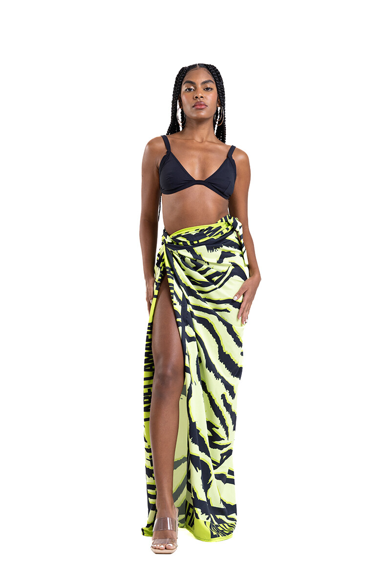 SALIDA DE PLAYA COLOR ESTAMPADO BY LA BELLAMAFIA 