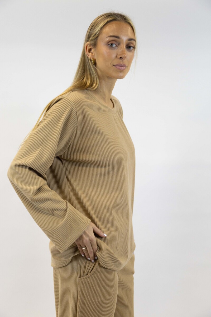 Buzo Niagara Camel