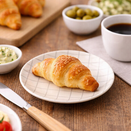 Plato Postre de Cerámica Cuadrillé Beige- Por Unidad Plato Postre de Cerámica Cuadrillé Beige- Por Unidad