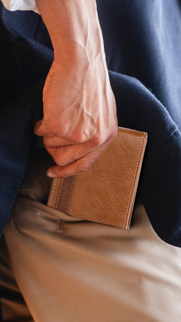 BILLETERA CUERO HERMES TOSTADO C/RON