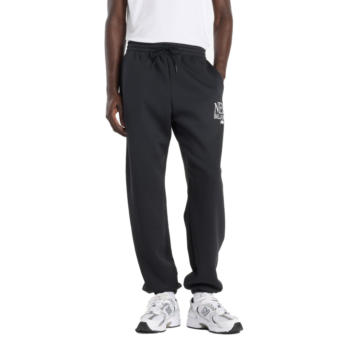 Pantalón New Balance Reimagined Fleece Hombre MB61E74ABK - Negro 