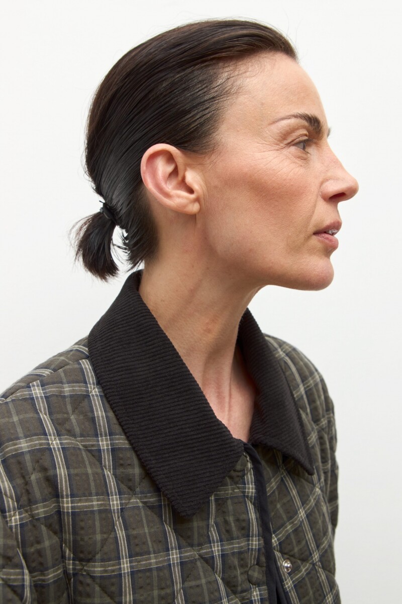 Campera capitoneada cuello pana verde oliva