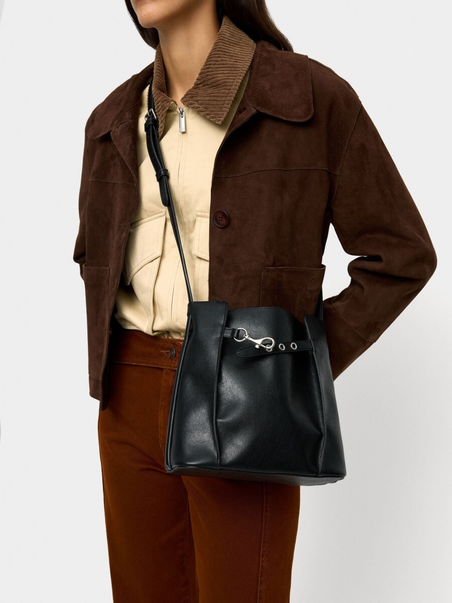 Bolso Bombonera Con Pliegues Laterales negro