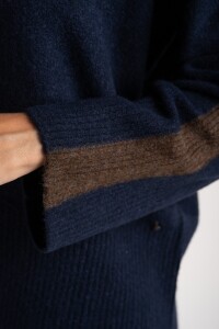 Sweater Combinado Marino