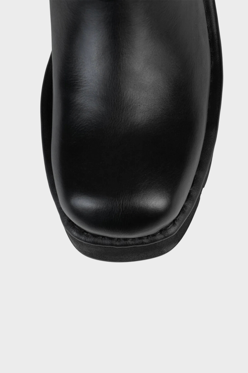 BOTA STRICT Negro