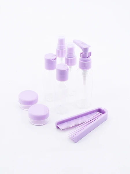 SET DE RECIPIENTES PARA VIAJE CON PEINE GRIS