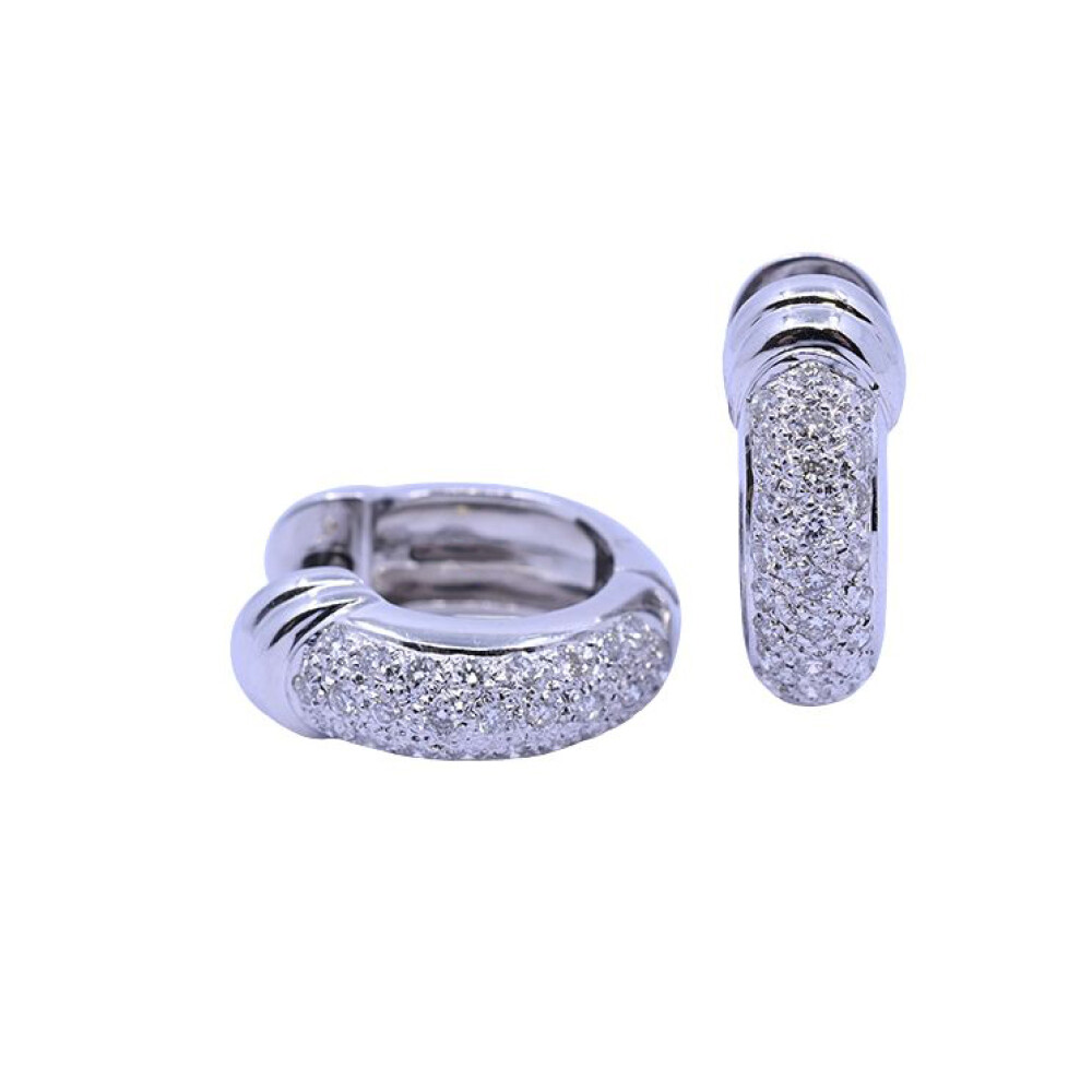 Aros 18 k blanco y brillantes engarzado pavé. Aros 18 k blanco y brillantes engarzado pavé.