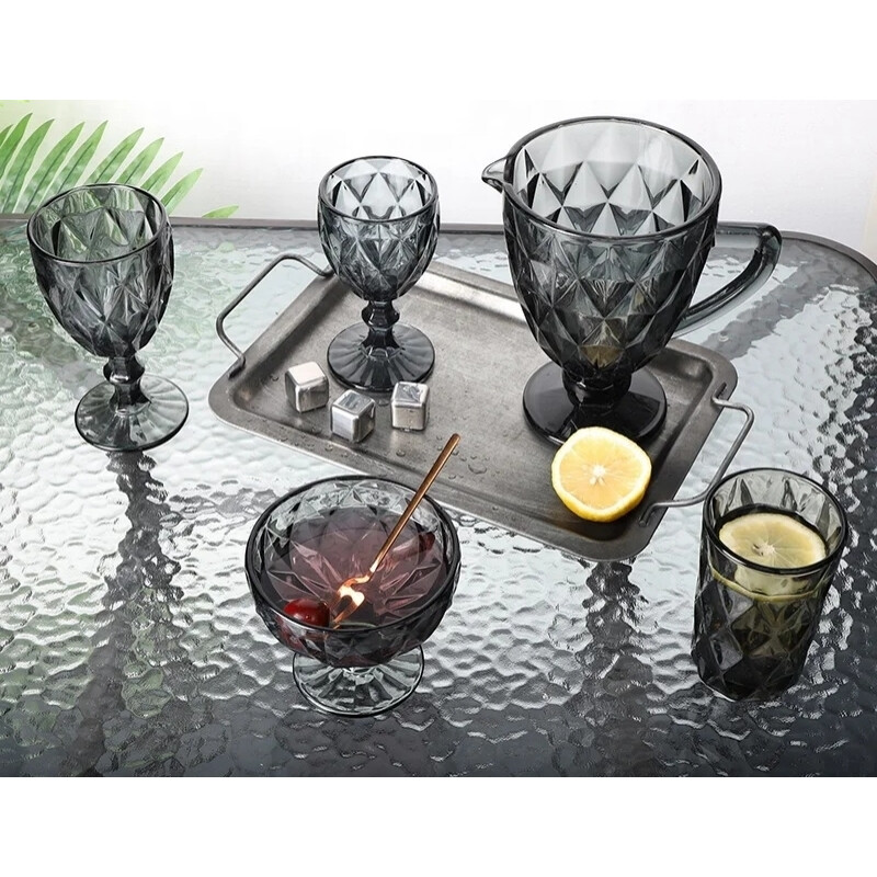 Jarra de Vidrio Diseño Diamante - Grafito - Medida 20 cm Altura Jarra de Vidrio Diseño Diamante - Grafito - Medida 20 cm Altura