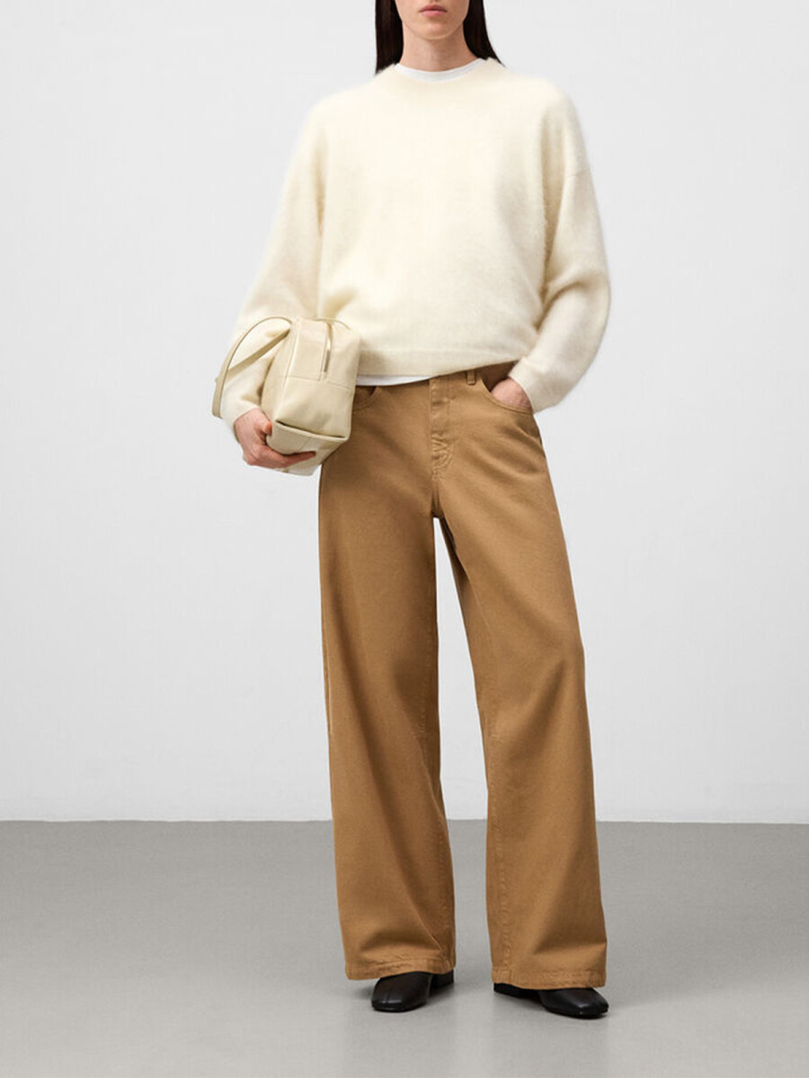 PANTALÓN 