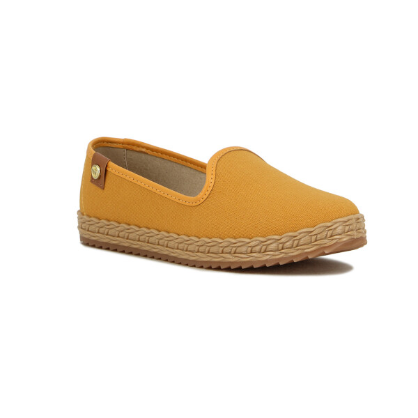 Moleca Zapatilla Casual Mostaza