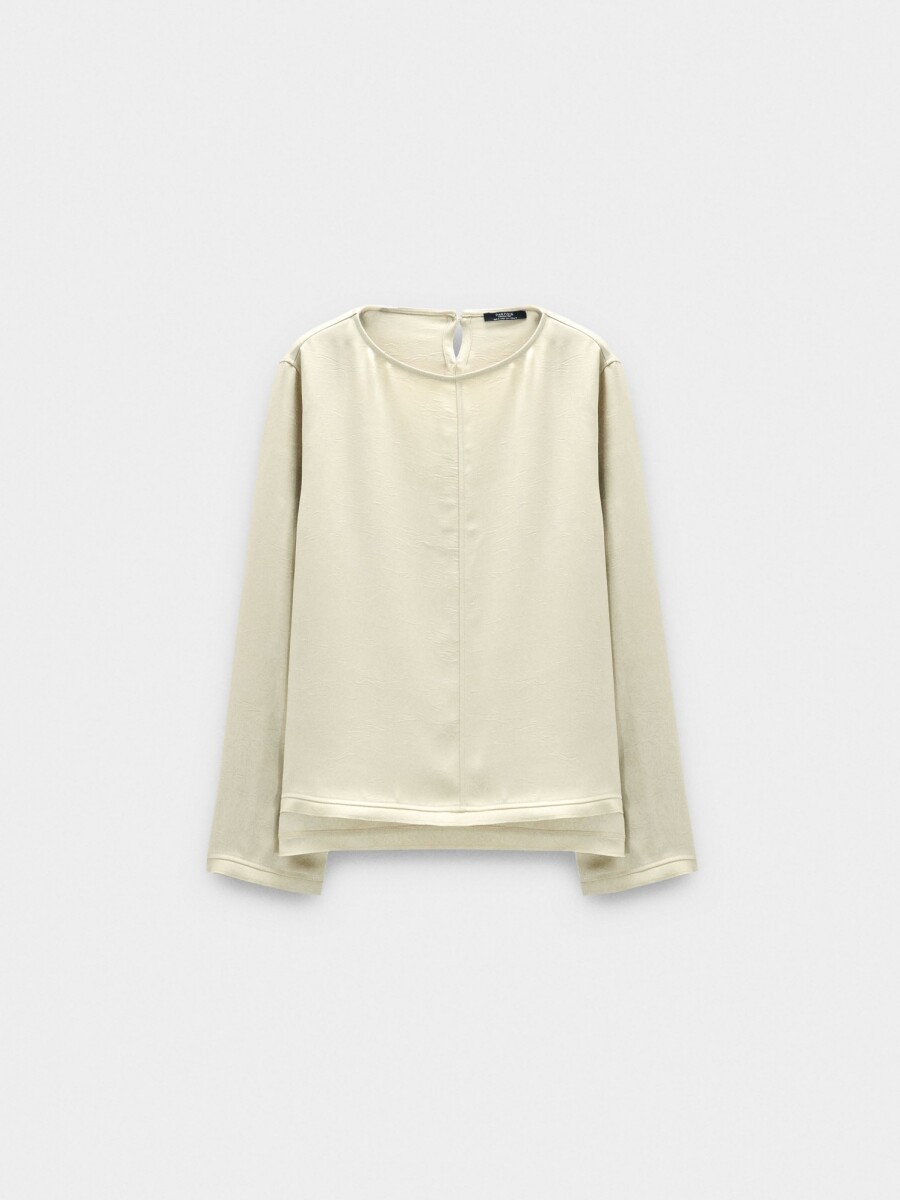 Blusa Efecto Arrugado crudo
