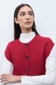 Chaleco tejido con botones rojo
