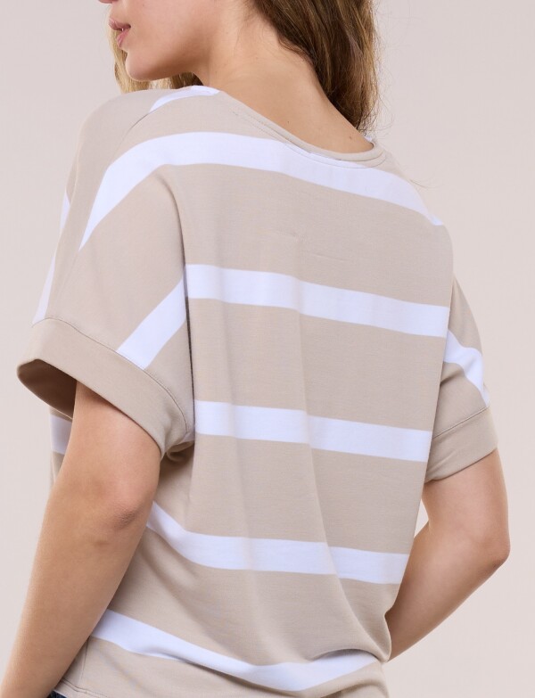 Remera Marinera Escote V BEIGE