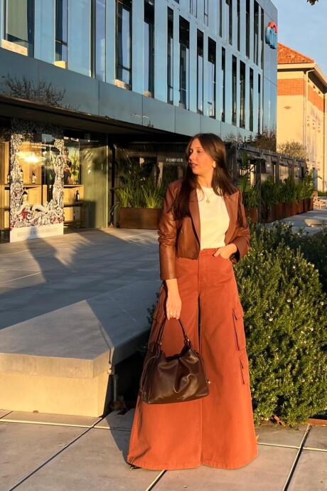 Pantalón Cora Marrón Marrón