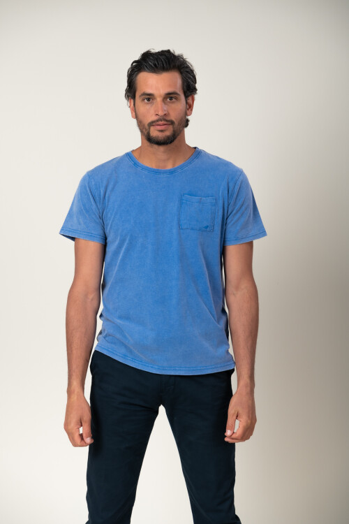 T-Shirt Pigment dye con bolsillo Azul