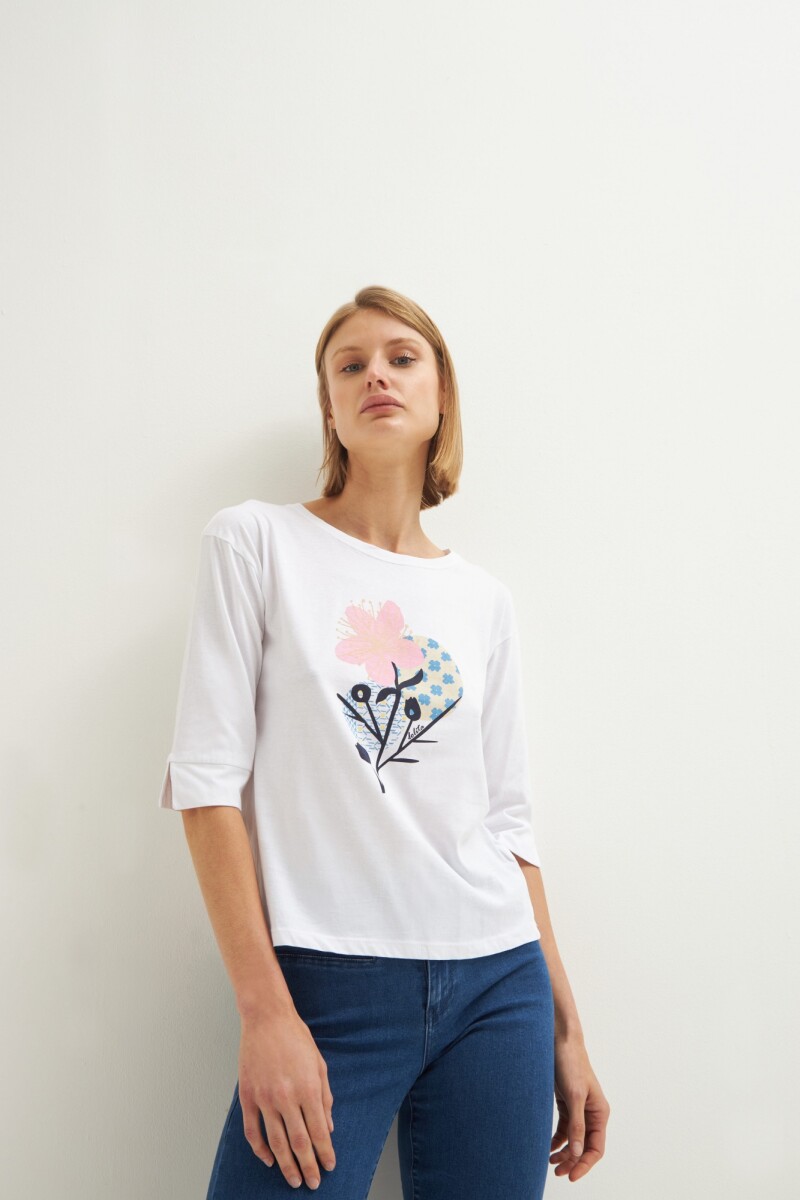 Remera con estampa patchwork - blanco 