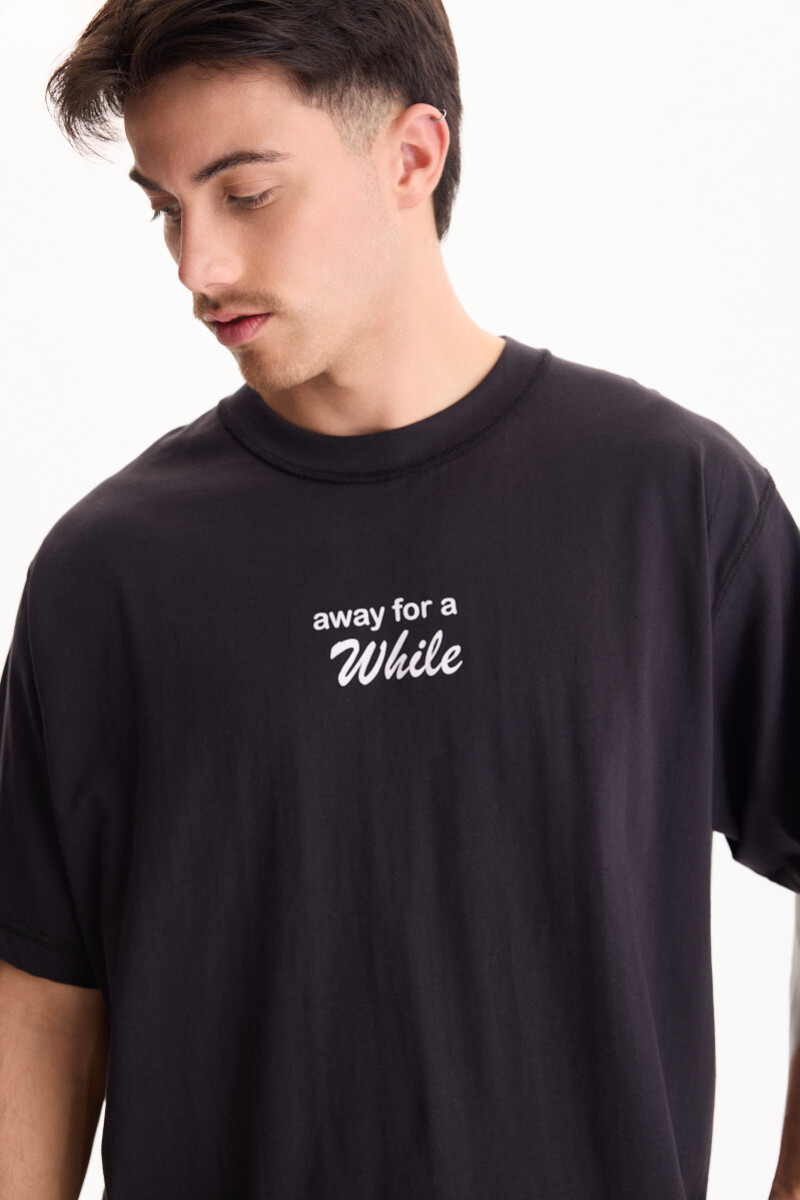 Remera Script Negro
