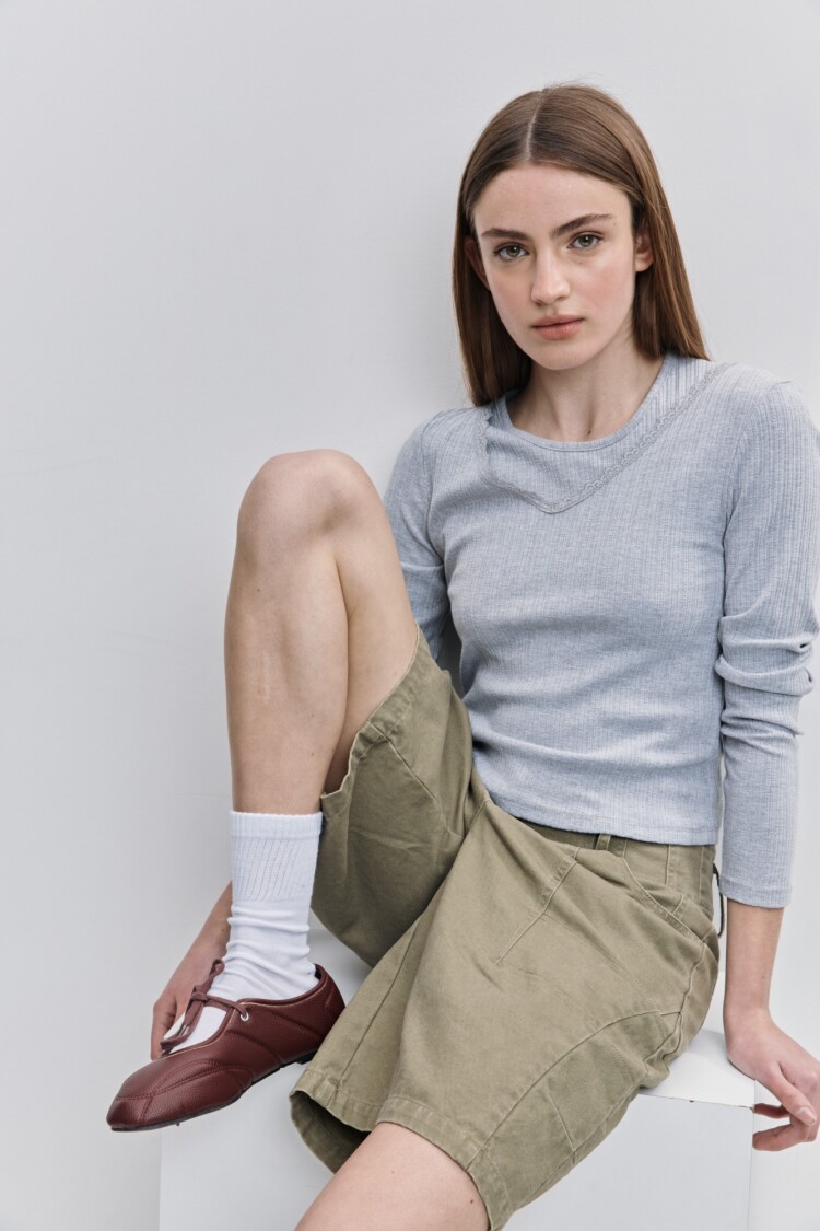 REMERA RUGA Gris Melange