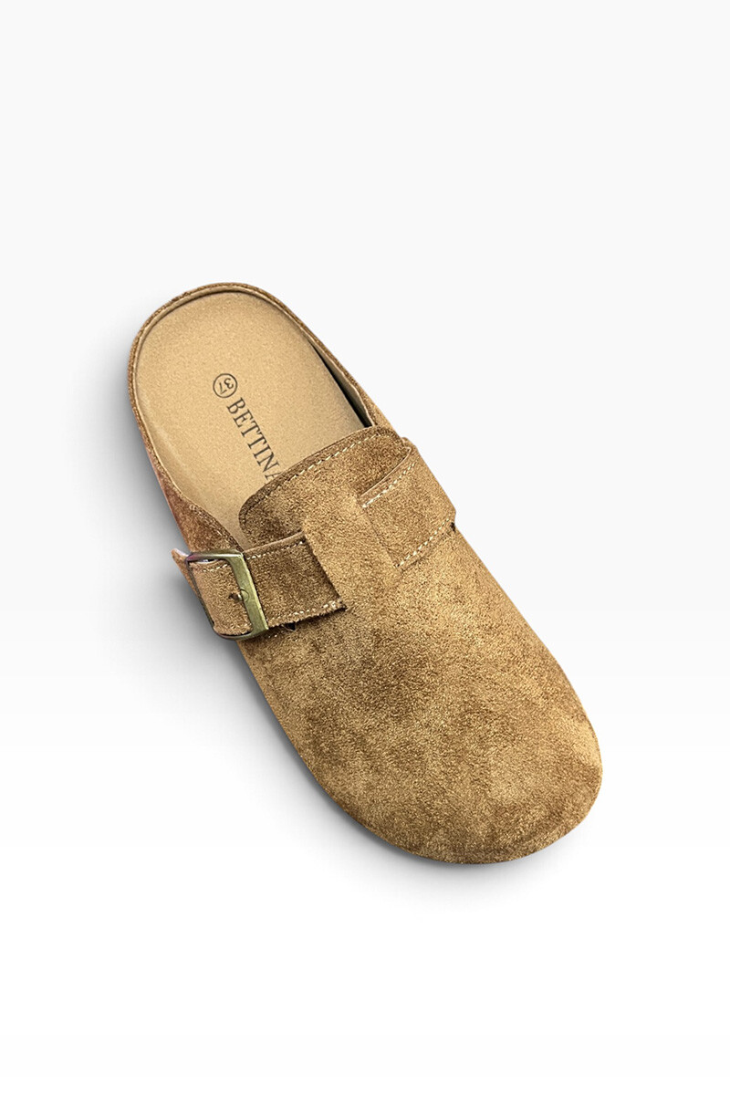 Zueco BT407 Camel