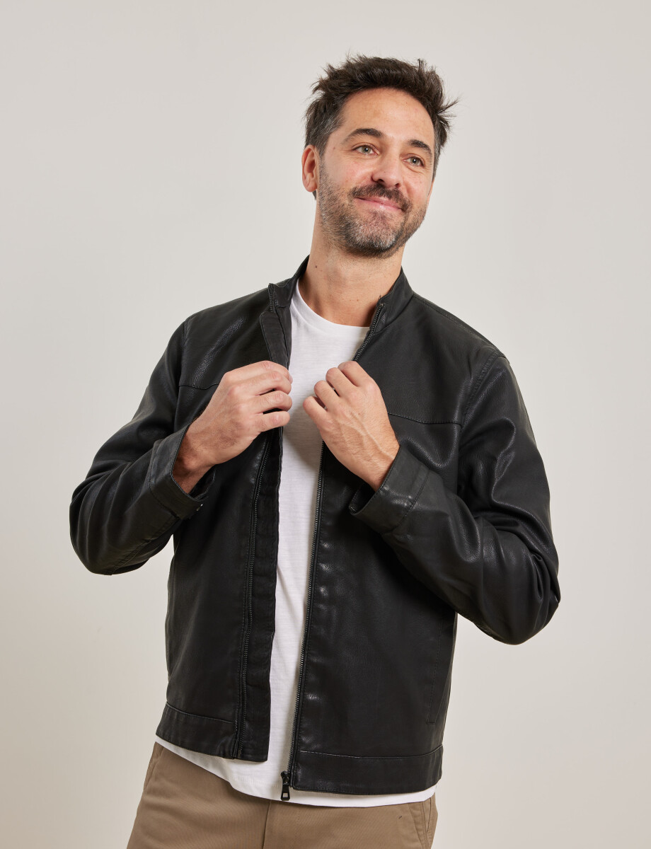 300667 CAMPERA HARRY Negro