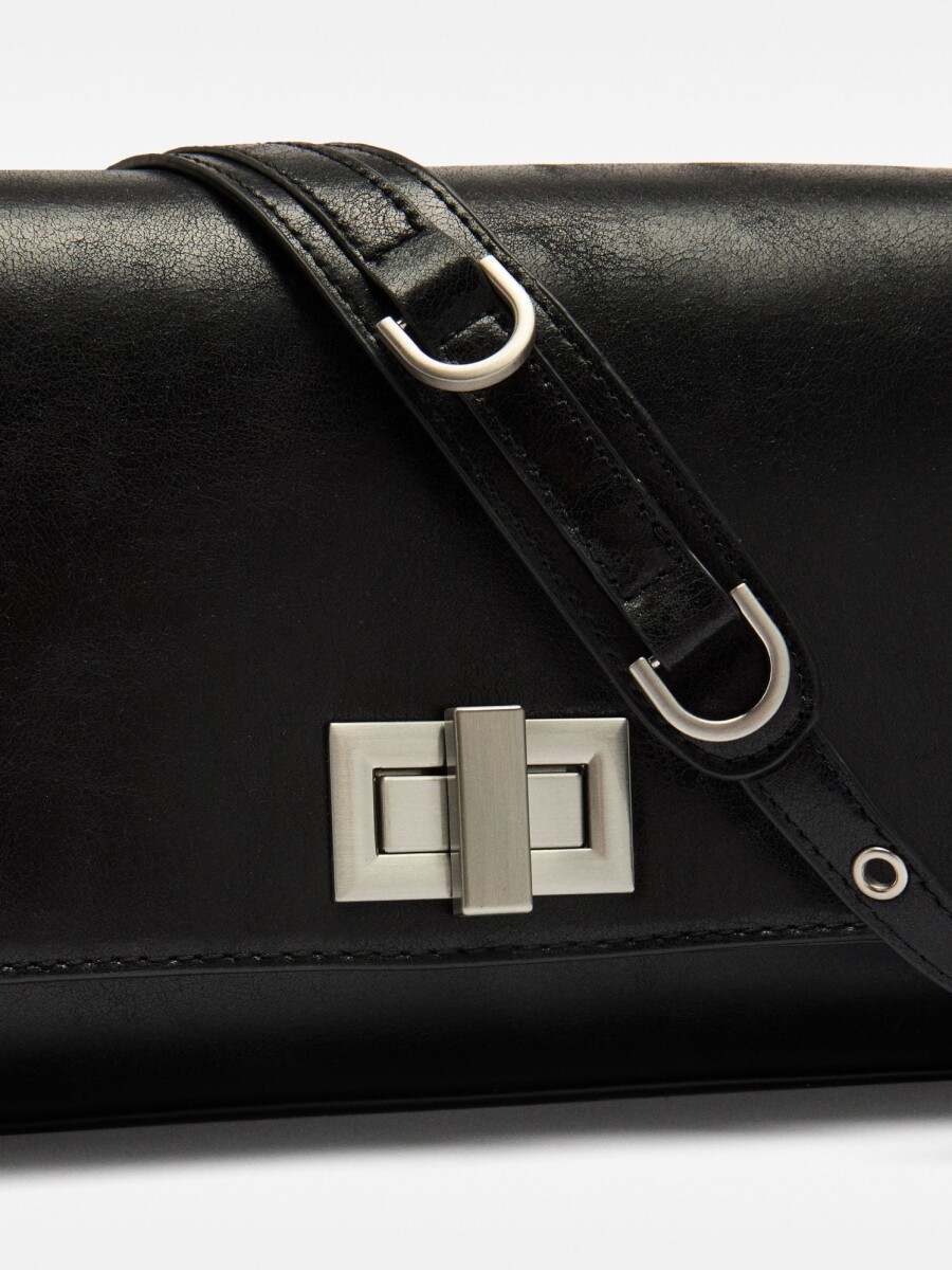 Bolso Bandolera Con Solapa negro