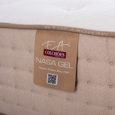 Colchón De Resortes Nasa Gel Extra King 193 x 203 x 36 cm Colchón De Resortes Nasa Gel Extra King 193 x 203 x 36 cm