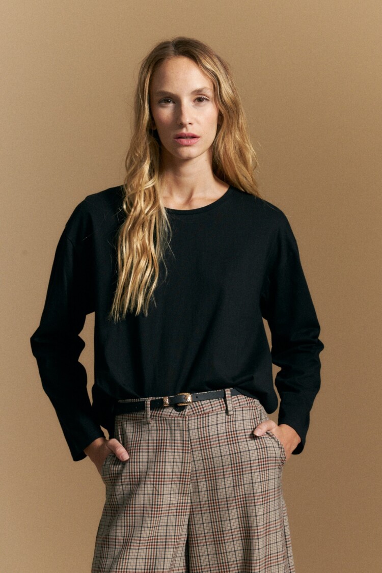 REMERA GRANT Negro