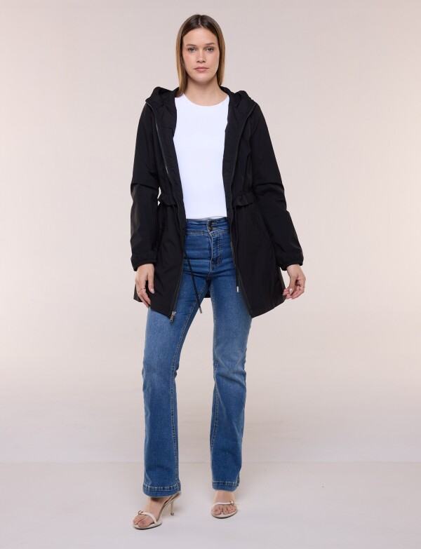 Campera Liviana Con Capucha NEGRO