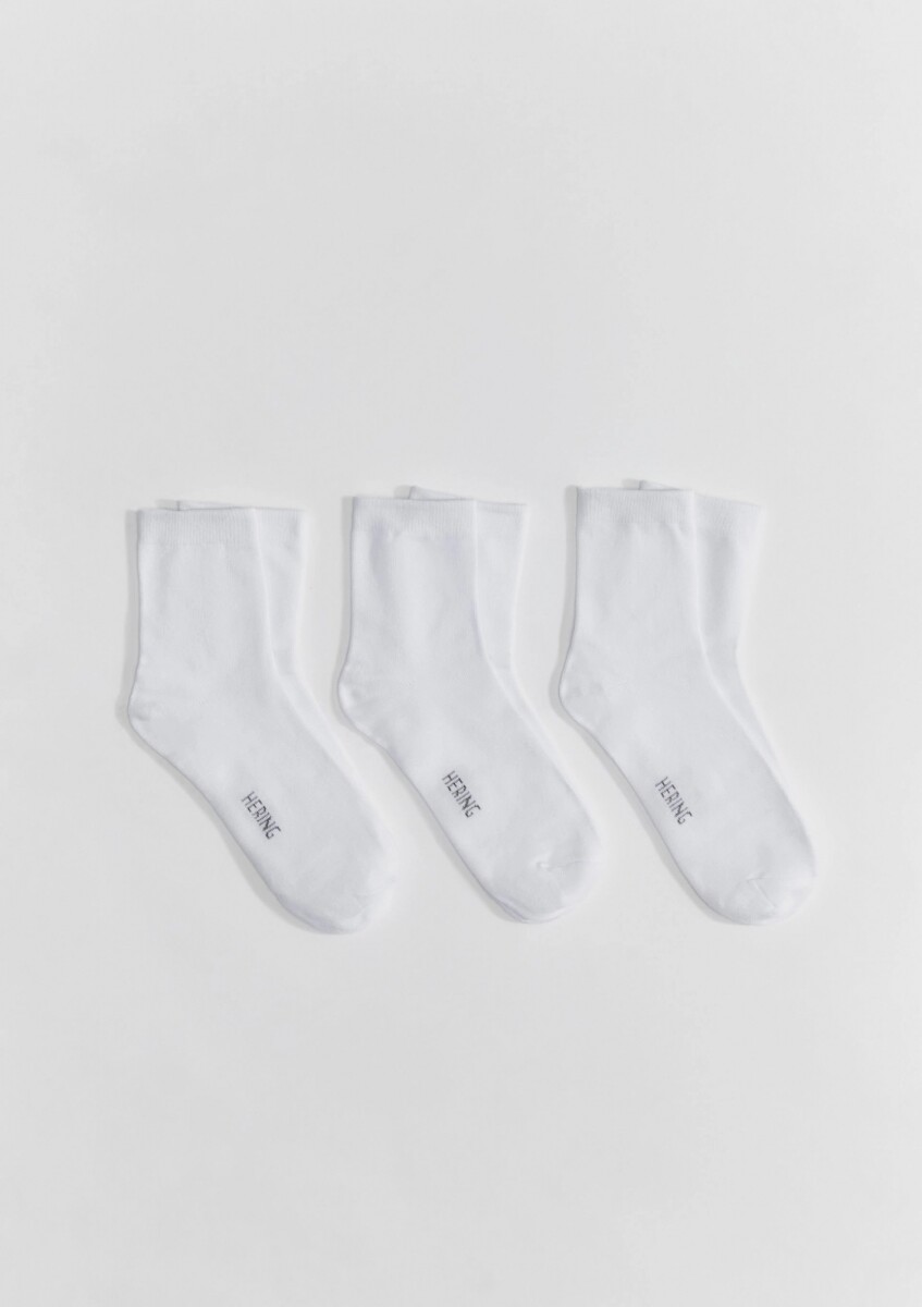 KIT CON 3 PARES DE MEDIAS LARGAS ELASTIZADAS - BLANCO 