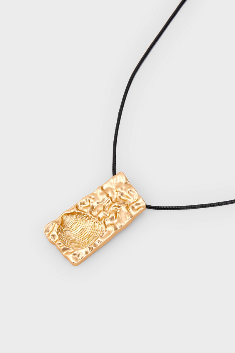 COLLAR PIEZA Dorado