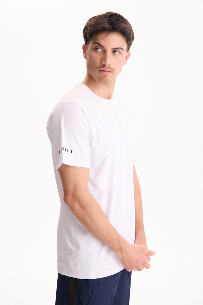 Remera DryFit Blaze Blanco