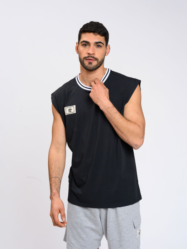 MUSCULOSA UNIVERSITY <br /> HOMBRE Umbro Hombre 002